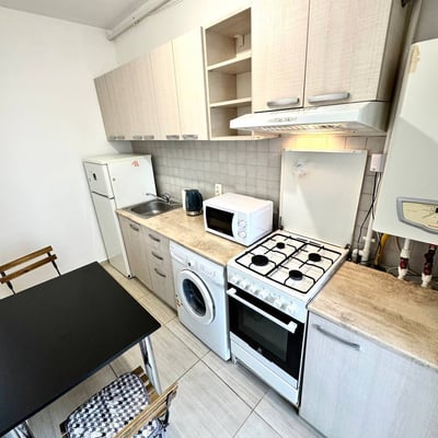 Rent of a comfortable 1-room apartment, 34 m², Bucharest, Sector 6, Romania