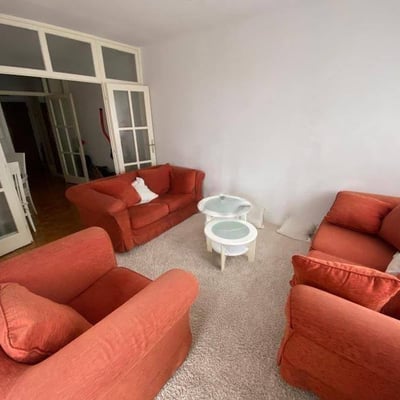 Alquiler de un apartamento amueblado y luminoso de 3 habitaciones, 65 m², Voždovac, Belgrado, Serbia