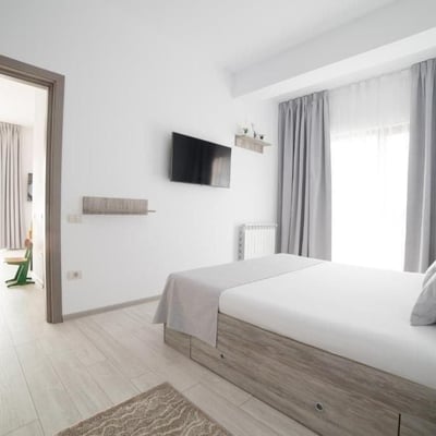 Alquiler de cómodos apartamentos de 2 habitaciones, 60 m², Mamaia, Constanța, Rumanía