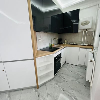 Alquiler de cómodos apartamentos de 1 habitación, 45 m², Mamaia, Constanța, Rumanía