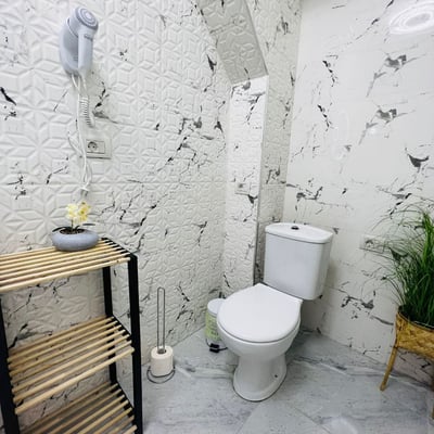 Alquiler de cómodos apartamentos de 1 habitación, 45 m², Mamaia, Constanța, Rumanía