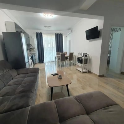Miete komfortabler 2-Zimmer-Apartments, 55 m², Mamaia, Constanța, Rumänien