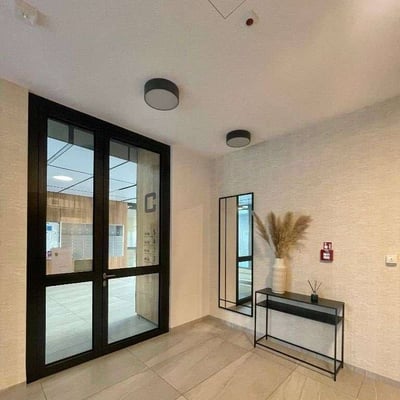 Miete einer modernen, möblierten, 2-Zimmer-Wohnung, 50 m², Bezirk Bielany, Warschau, Polen