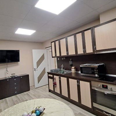 Alquiler de un acogedor apartamento de 2 habitaciones, distrito Izgrev, Burgas, Bulgaria