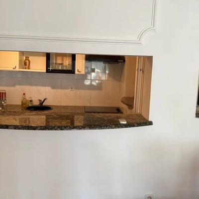 Rent of a bright 3-room apartment, 90 m², Vračar, Belgrade, Serbia