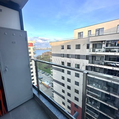 Аренда свежей, комфортной 2-комнатной квартиры напротив озера, Бухарест, 6-й сектор, Румыния