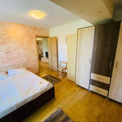 Rent of comfortable 3-room apartments, 72 m², Mamaia, Constanța, Romania