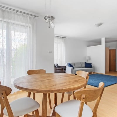 Location d’un appartement élégant de 3 pièces, 80 m², Stary Mokotów, Varsovie, Pologne
