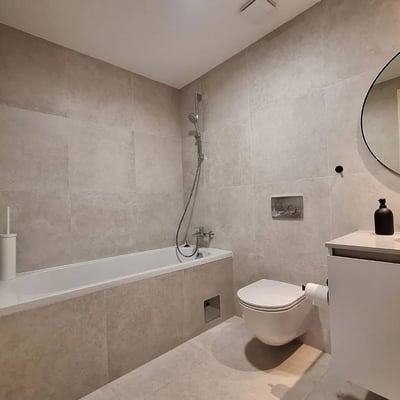 Alquiler de un moderno y amueblado apartamento de 3 habitaciones, 72 m², BW Quartet, Belgrado, Serbia
