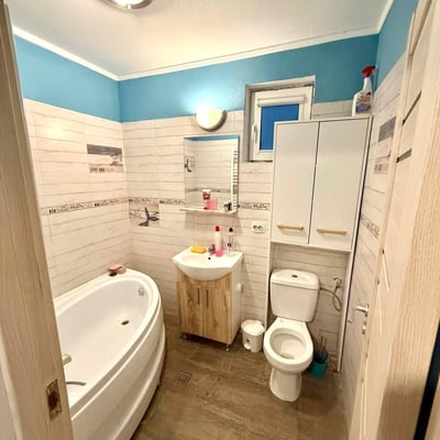 Location d’une cuisine-studio cosy avec une pièce séparée, Bucarest, Secteur 6, Roumanie