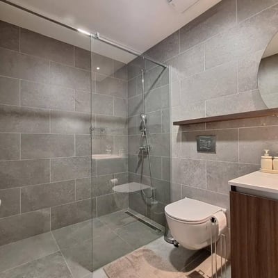 Miete einer hellen 3-Zimmer-Wohnung, 77 m², Premium-Wohnanlage BW Eterna, Belgrad, Serbien