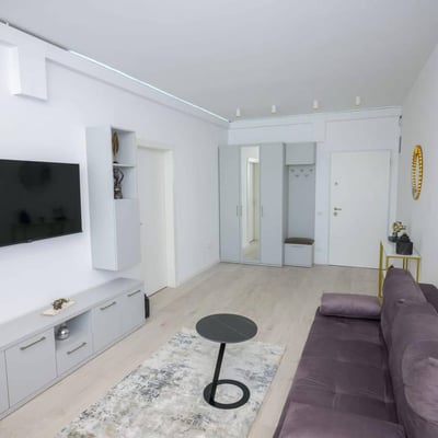 Rent of spacious, furnished 3-room apartments, 75 m², Mamaia, Constanța, Romania