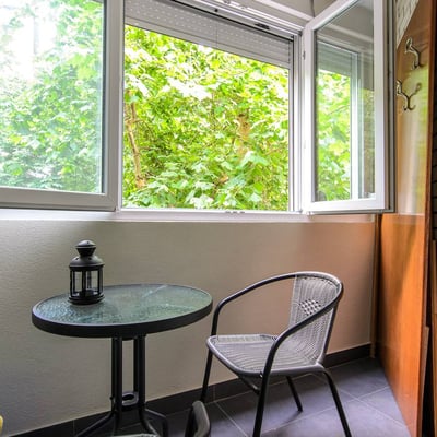 Rent of a furnished 2-room apartment, 51 m², New Belgrade, Serbia