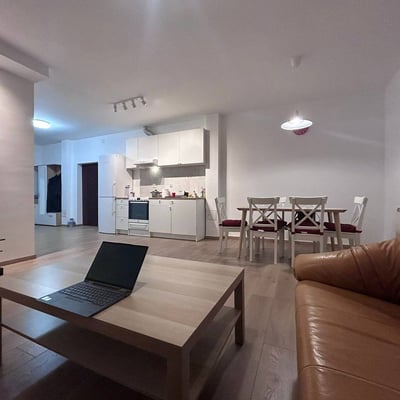 Alquiler de amplios apartamentos amueblados de 3 habitaciones, 72 m², Višnjica, Belgrado, Serbia