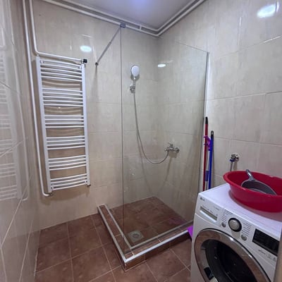 Location d’appartements meublés et spacieux de 3 pièces, 72 m², Višnjica, Belgrade, Serbie