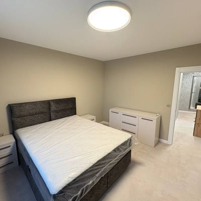 Rent of a furnished 3-room apartment, 100 m², Briz District, Varna, Bulgaria