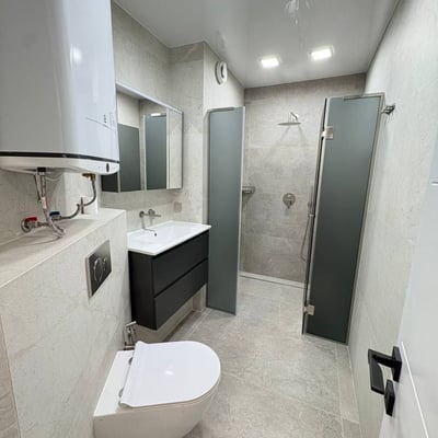 Rent of a furnished 3-room apartment, 100 m², Briz District, Varna, Bulgaria