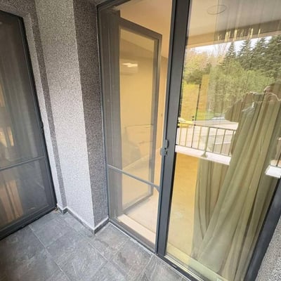 Rent of a furnished 3-room apartment, 100 m², Briz District, Varna, Bulgaria