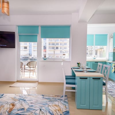 Rent of furnished 2-room apartments, 56 m², with sea view, Mamaia, Constanța, Romania