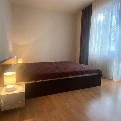 Rent of a comfortable 3-room apartment, Top Center, Varna, Bulgaria