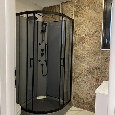 Location d’un appartement neuf et meublé d’une pièce, Secteur 6, Bucarest, Roumanie