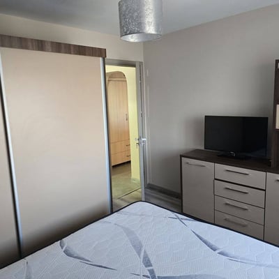 Rent of a furnished 2-room apartment, 50 m², Faleza Nord, Constanța, Romania