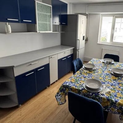 Rent of a comfortable, furnished 3-room apartment, 85 m², Faleza Nord, Constanța, Romania