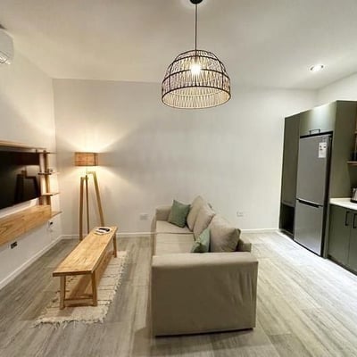 Miete eines gemütlichen, möblierten PH-Wohnobjekts, 50 m² mit Terrasse, Coghlan, Buenos Aires, Argentinien