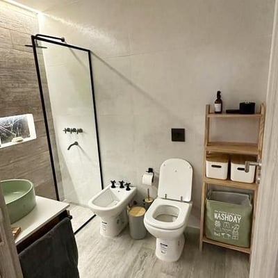 Location d’un logement PH chaleureux et meublé, 50 m² avec terrasse, Coghlan, Buenos Aires, Argentine