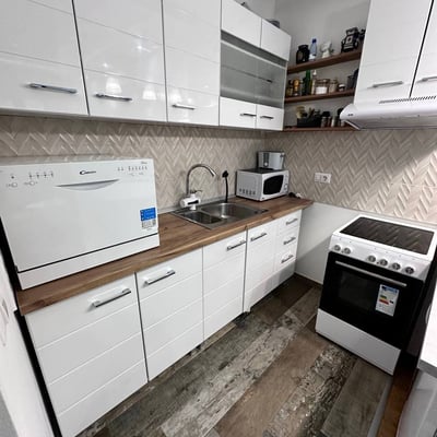 Аренда уютной, меблированной 2-комнатной квартиры, 45 м², центр Белграда, Сербия