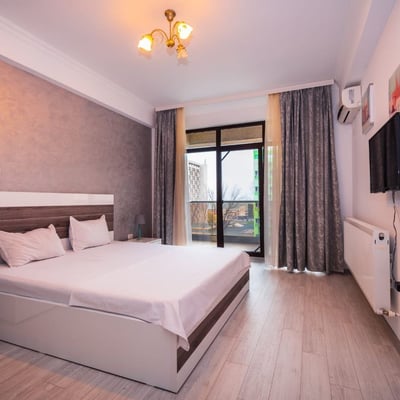 Rent of a comfortable, furnished 2-room apartment, 60 m², Mamaia, Constanța, Romania