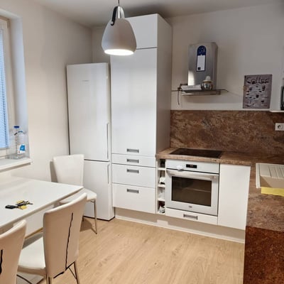 Alquiler de un apartamento amueblado de 3 habitaciones, 62 m², Podunajské Biskupice, Bratislava, Eslovaquia