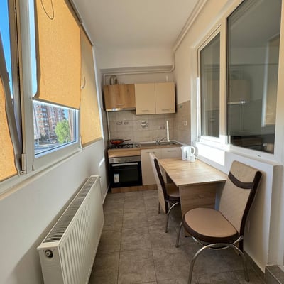 Location d’un appartement spacieux et meublé de 2 pièces, Secteur 6, Bucarest, Roumanie