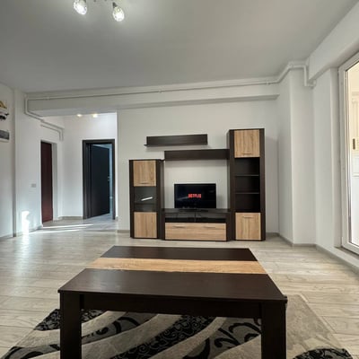 Аренда просторной, меблированной 2-комнатной квартиры, сектор 6, Бухарест, Румыния