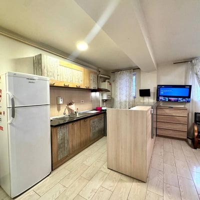 Alquiler de un buen estudio amueblado, Sector 6, Bucarest, Rumanía