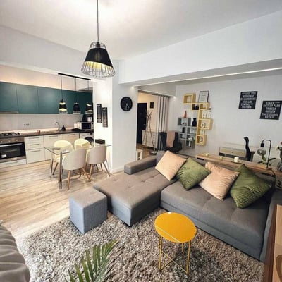 Alquiler de un apartamento moderno y amueblado de 2 habitaciones, Bucarest, Rumanía