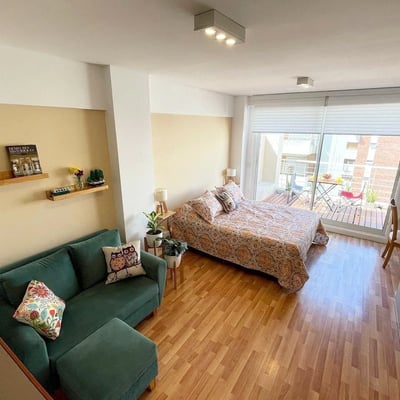 Miete eines hellen, möblierten Studios, Belgrano, Buenos Aires, Argentinien