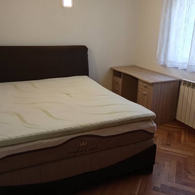 Miete einer möblierten 3-Zimmer-Wohnung, 65 m², Voždovac, Belgrad, Serbien