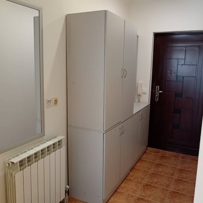 Miete einer möblierten 3-Zimmer-Wohnung, 65 m², Voždovac, Belgrad, Serbien