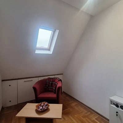Аренда меблированной 2-комнатной квартиры, 42 м², Земун, Белград, Сербия