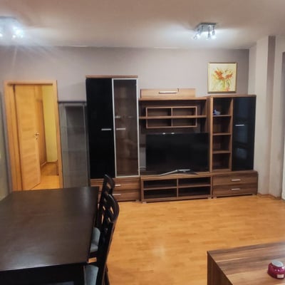 Alquiler de un apartamento cómodo y amueblado en una zona desarrollada, Varna, Bulgaria