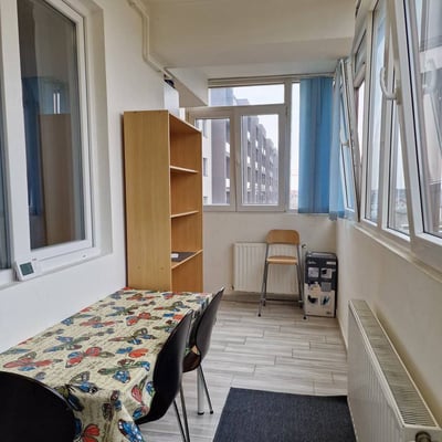 Alquiler de un apartamento moderno y amueblado de dos habitaciones en un edificio nuevo, Sector 6, Bucarest, Rumanía