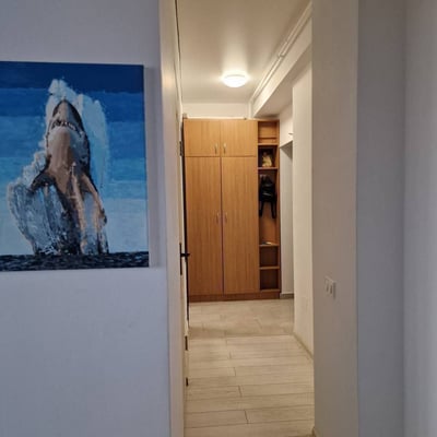 Alquiler de un apartamento moderno y amueblado de dos habitaciones en un edificio nuevo, Sector 6, Bucarest, Rumanía