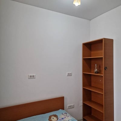 Alquiler de un apartamento moderno y amueblado de dos habitaciones en un edificio nuevo, Sector 6, Bucarest, Rumanía