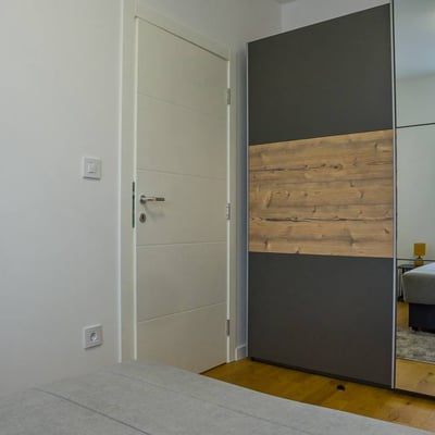 Alquiler de un apartamento de dos habitaciones de 40 m² con balcón, Belgrado, Serbia