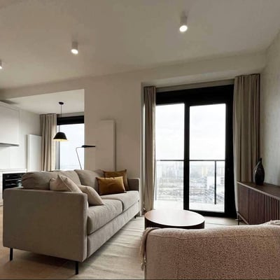 Rent of a premium 65 m² three-room apartment in the Wola district, Warsaw, Poland