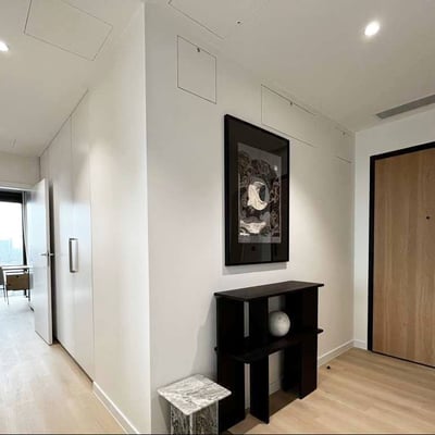 Rent of a premium 65 m² three-room apartment in the Wola district, Warsaw, Poland