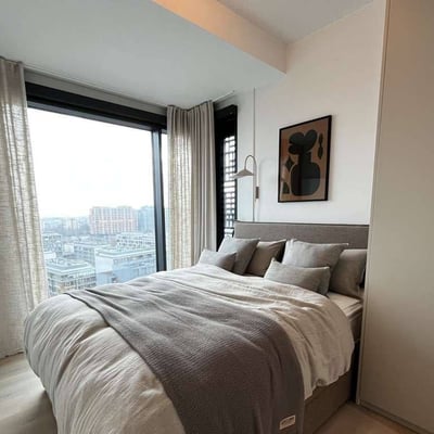 Rent of a premium 65 m² three-room apartment in the Wola district, Warsaw, Poland