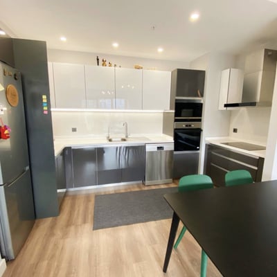 Rent of a spacious 115 m² three-room apartment, Istanbul, Turkey