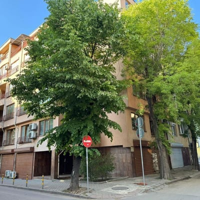 Rent of a bright two-room apartment in the center of Varna, Bulgaria